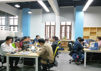 華為(南寧)軟件開發云創新中心攜手聚伍科技，共筑南寧辦公軟件開發與銷售新生態